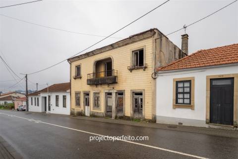 Moradia para Restaurar T8 Venda em Paços de Brandão,Santa Maria da Feira