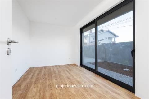 Moradia T4 Venda em Serzedo e Perosinho,Vila Nova de Gaia
