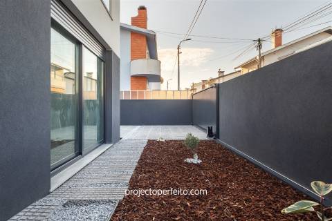 Moradia T4 Venda em Serzedo e Perosinho,Vila Nova de Gaia