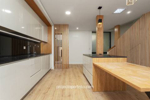 Moradia em Banda T3 Venda em Rio Tinto,Gondomar