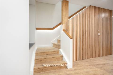 Moradia em Banda T3 Venda em Rio Tinto,Gondomar