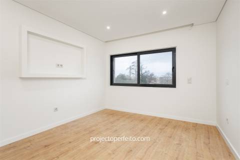 Moradia em Banda T3 Venda em Rio Tinto,Gondomar