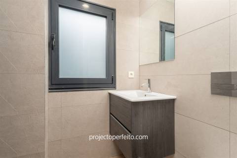 Moradia em Banda T3 Venda em Rio Tinto,Gondomar