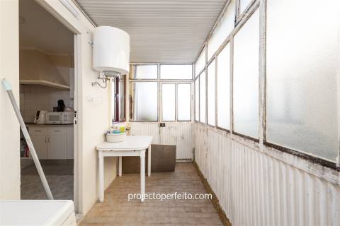 Conjunto de 10 casas para venda em Silvalde, à entrada da cidade de Espinho.