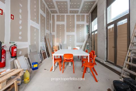 Loja  Venda em Águas Santas,Maia