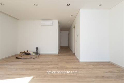 Andar Moradia T3 Venda em Espinho,Espinho