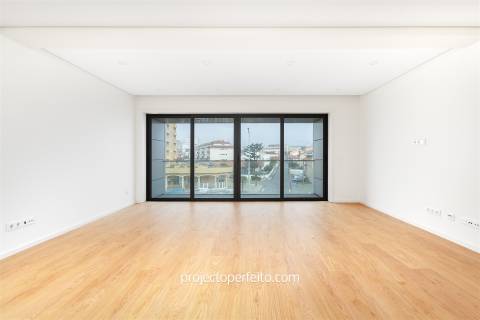 Apartamento T2 Arrendamento em Espinho,Espinho