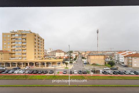 Apartamento T2 Arrendamento em Espinho,Espinho