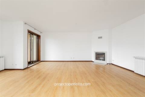 Apartamento T3 Arrendamento em Espinho,Espinho