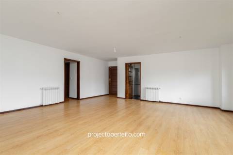 Apartamento T3 Arrendamento em Espinho,Espinho