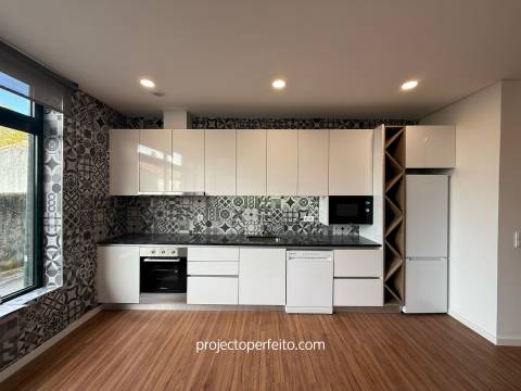 Apartamento T2 Venda em São João da Madeira,São João da Madeira