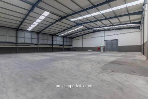 Armazém  Venda em Grijó e Sermonde,Vila Nova de Gaia