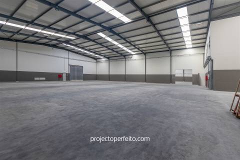 Armazém  Venda em Grijó e Sermonde,Vila Nova de Gaia