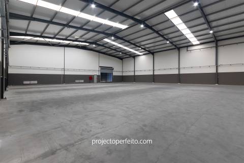 Armazém  Venda em Grijó e Sermonde,Vila Nova de Gaia