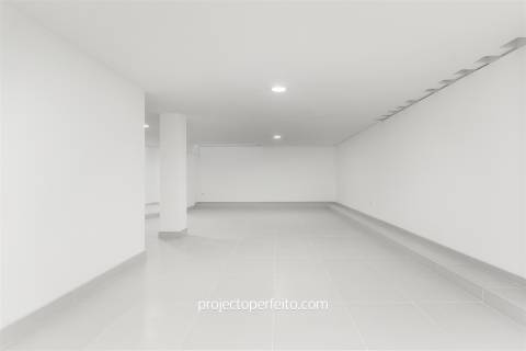 Loja  Arrendamento em Espinho,Espinho