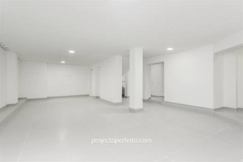 Loja  Arrendamento em Espinho,Espinho