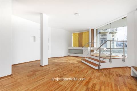 Loja  Arrendamento em Espinho,Espinho