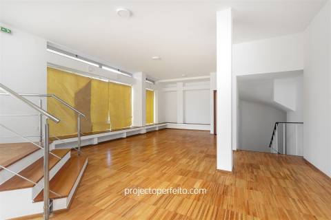 Loja  Arrendamento em Espinho,Espinho