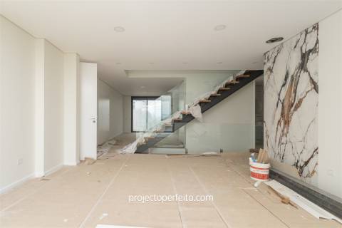 Moradia Geminada T4 Venda em Madalena,Vila Nova de Gaia