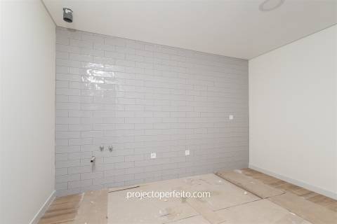 Moradia Geminada T4 Venda em Madalena,Vila Nova de Gaia