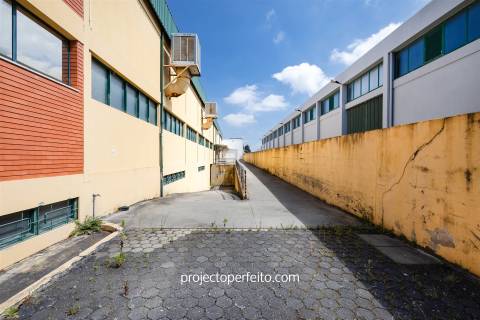 Fábrica/Indústria  Arrendamento em Gulpilhares e Valadares,Vila Nova de Gaia