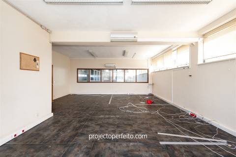 Fábrica/Indústria  Arrendamento em Gulpilhares e Valadares,Vila Nova de Gaia