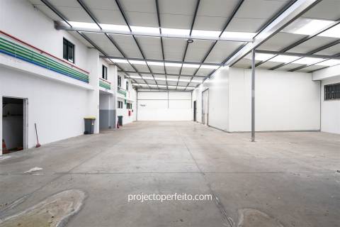 Fábrica/Indústria  Arrendamento em Gulpilhares e Valadares,Vila Nova de Gaia