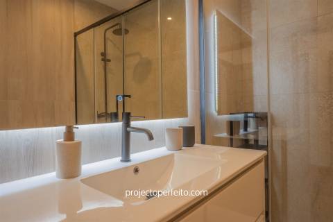 Andar Moradia T3 Arrendamento em São Félix da Marinha,Vila Nova de Gaia