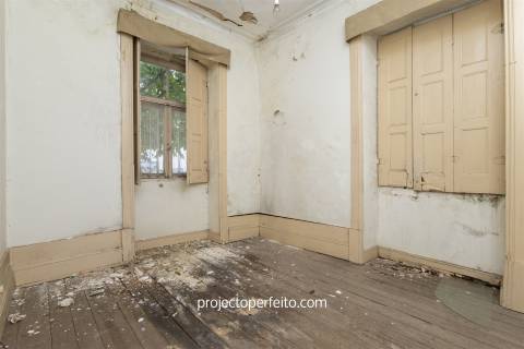 Moradia para Restaurar T4 Venda em Espinho,Espinho