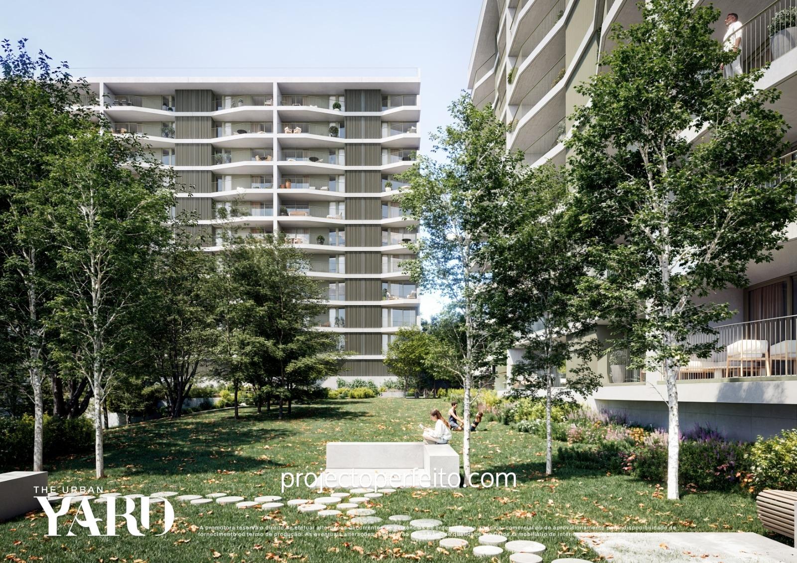 Apartamento T0, sito no 9º e penúltimo andar com vistas panorâmicas