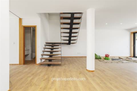 Moradia Geminada T3 Venda em Rio Meão,Santa Maria da Feira