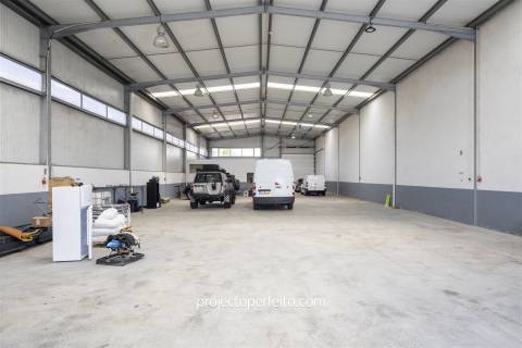 Armazém  Venda em Ovar, São João, Arada e São Vicente de Pereira Jusã,Ovar