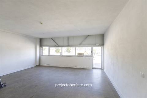 Armazém  Venda em Ovar, São João, Arada e São Vicente de Pereira Jusã,Ovar