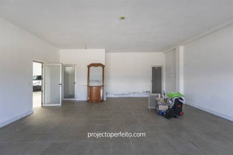 Armazém  Venda em Ovar, São João, Arada e São Vicente de Pereira Jusã,Ovar