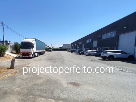 Armazém  Venda em Ovar, São João, Arada e São Vicente de Pereira Jusã,Ovar