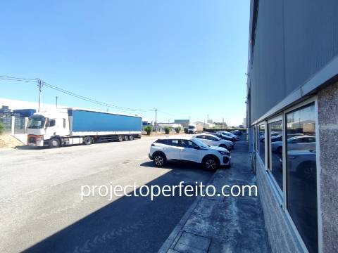 Armazém  Venda em Ovar, São João, Arada e São Vicente de Pereira Jusã,Ovar