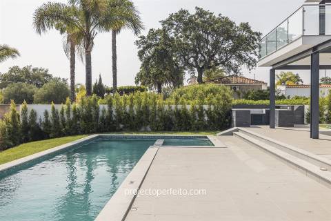 Moradia Isolada T4 Venda em Albufeira e Olhos de Água,Albufeira