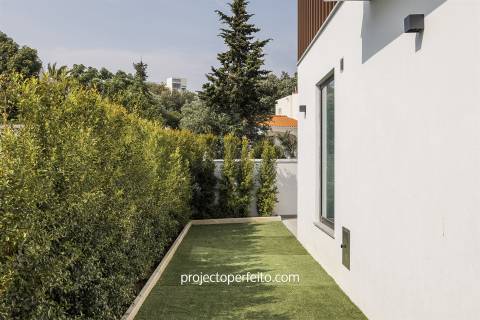 Moradia Isolada T4 Venda em Albufeira e Olhos de Água,Albufeira