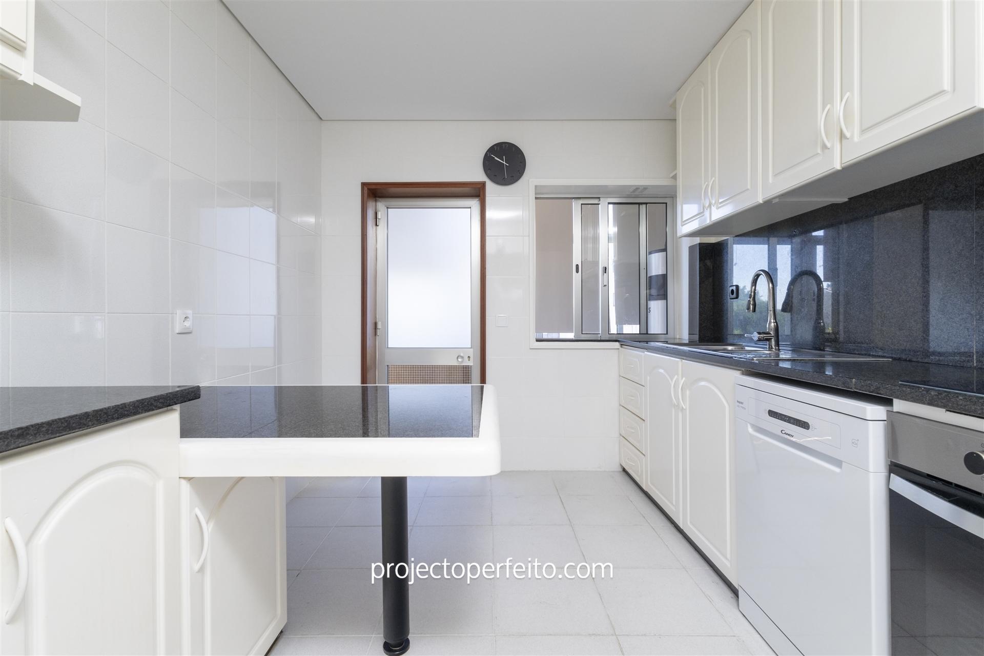 Apartamento T3+1 Arrendamento em Espinho,Espinho