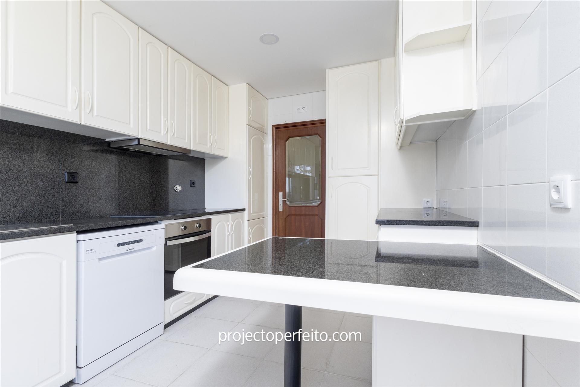 Apartamento T3+1 Arrendamento em Espinho,Espinho