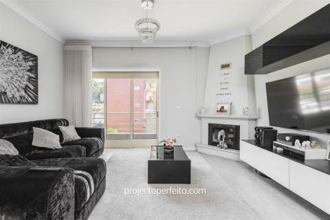 Apartamento T3 Venda em Serzedo e Perosinho,Vila Nova de Gaia