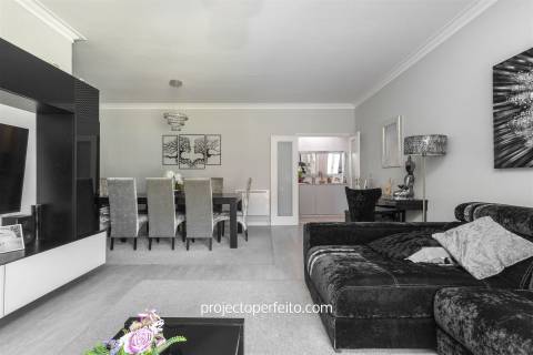 Apartamento T3 Venda em Serzedo e Perosinho,Vila Nova de Gaia