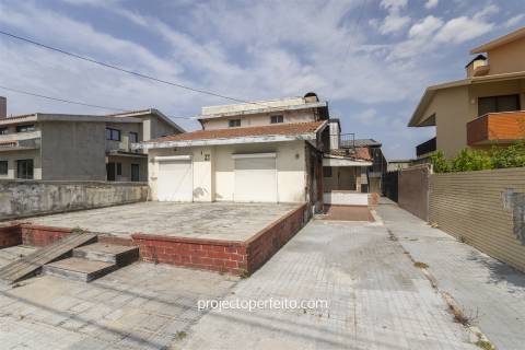 Moradia T3 Venda em Sandim, Olival, Lever e Crestuma,Vila Nova de Gaia
