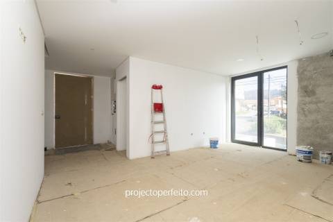 Moradia Geminada T3+1 Venda em São Félix da Marinha,Vila Nova de Gaia