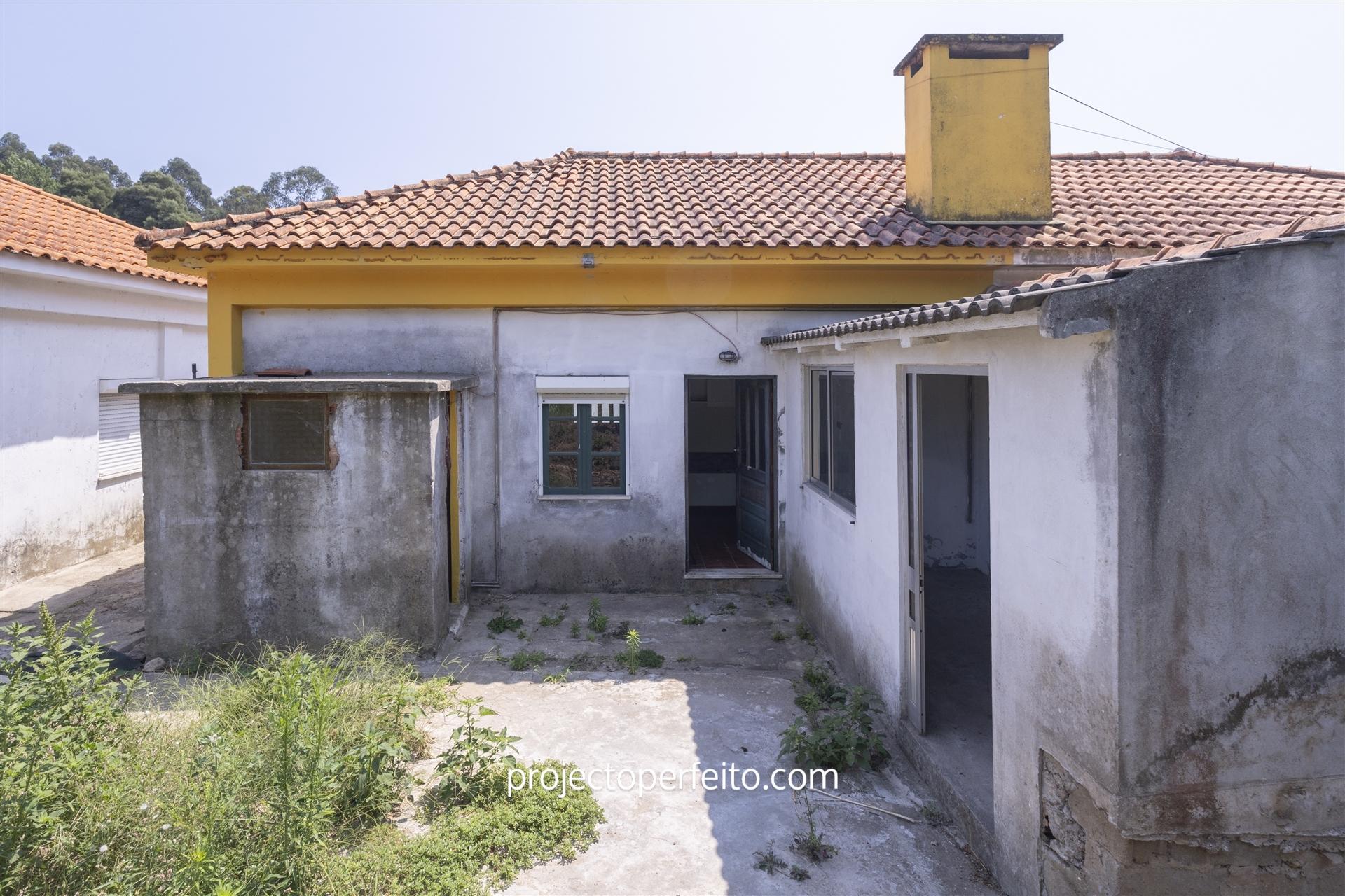 Moradia para Restaurar T2 Venda em Santa Maria da Feira, Travanca, Sanfins e Espargo,Santa Maria da Feira