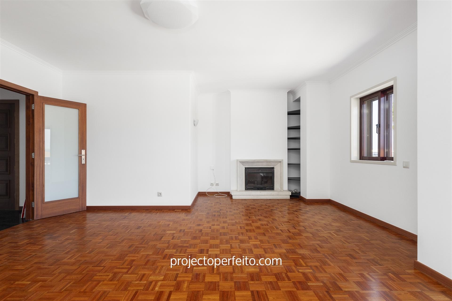 Apartamento T3 Venda em Anta e Guetim,Espinho