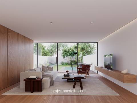 Moradia em Banda T4 Venda em Paramos,Espinho