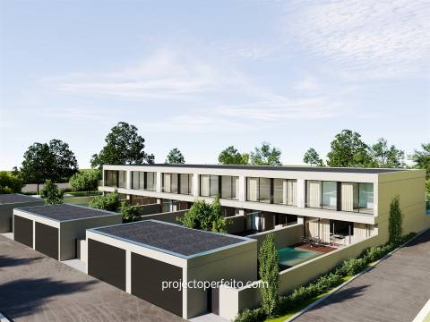 Moradia em Banda T4 Venda em Paramos,Espinho