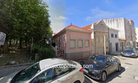 Moradia para Restaurar T6 Venda em Espinho,Espinho