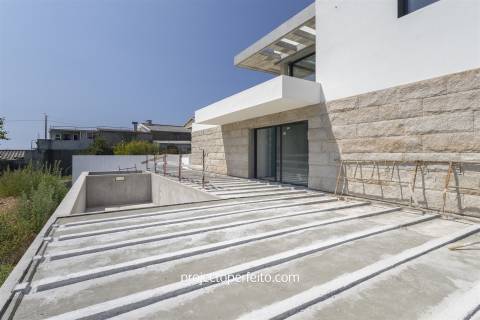 Moradia Isolada T3+1 Venda em São Félix da Marinha,Vila Nova de Gaia